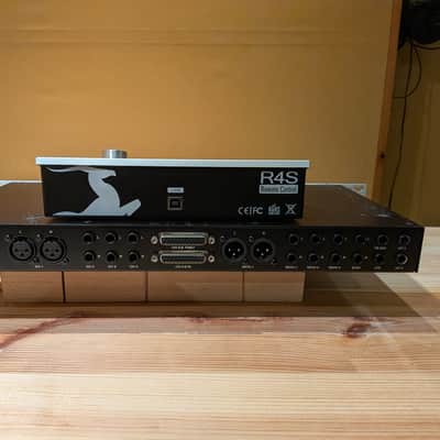 Antelope Audio Satori Monitor Controller with R4S Remote Control 2014 - Present - Silver Bild 3