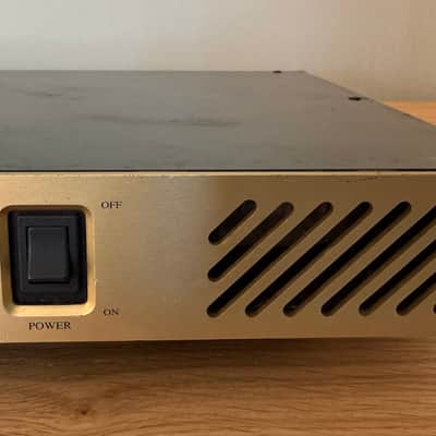 Marshall EL84 20/20 Stereo Valve Power Amplifier 1999 - Gold+Schwarz image 4