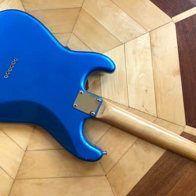 100% original 2004/05 Fender Stratocaster XII ST-12 12 String Electric Guitar Rosewood Blue image 20