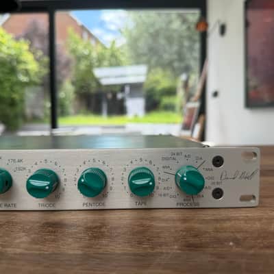 Crane Song HEDD 192 2-Channel AD/DA Converter with Digital Processing 2010s - Silver image 5