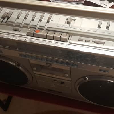 JVC RC-M70JW Vintage Boombox image 2