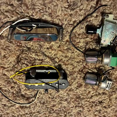 Squier Telecaster 2025 - pickups and control set . quick connect . image 1