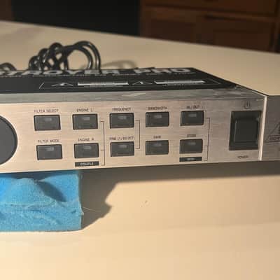Behringer Feedback Destroyer Pro DSP1100P with IEC power cable and rack mount bolts & washers image 5