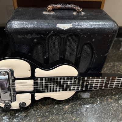 1942 Rickenbacher 200A Tube Amp & Late 40s Model B Bakelite Lap Steel Combo | HISTORIC PACKAGE image 1