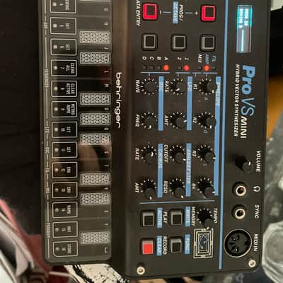Behringer Pro VS Mini 4-Voice Hybrid Vector Synthesizer 2023 - Present - Black image 9