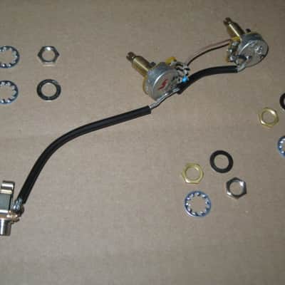 A+ 2010s Gibson control harness: 1 volume 500K audio long shaft pot + nut/washer, 1 tone 500K audio long shaft pot + nut/washer, wires, wire insulation, blue capacitor 0.022 uF, jack + nut/washer (NO switch, NO wires for connecting switch) image 1