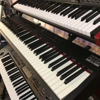 Roland RD-88 - black