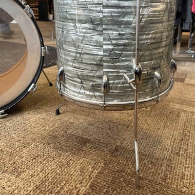 1970's Slingerland 4 Piece Kit - Light Blue Pearl, Drum Set image 9