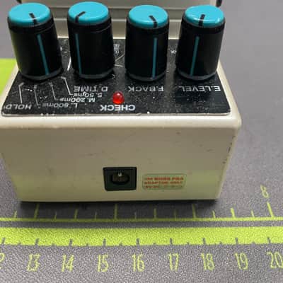 Boss DD-3 Digital Delay 1986 - 1990 - White image 5