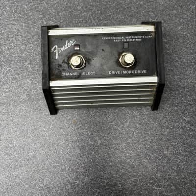 Fender 007-1359-000 2-Button Footswitch with 1/4" Jack for Super Champ XD 2010s - Black image 1