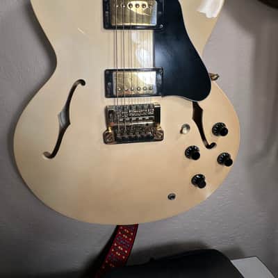1984 Gibson ES-335 DOT Custom Shop Pearl White image 2