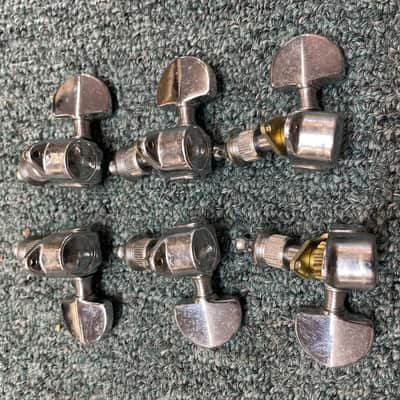 Vintage Yamaha Japan Acoustic Guitar Tuning Machines 3+3 Covered image 1