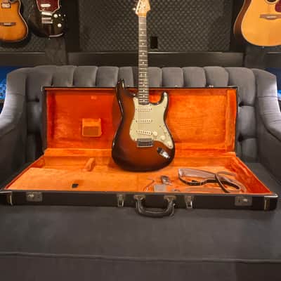 Fender Stratocaster 1965 - Sunburst image 2