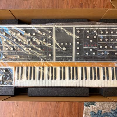 Moog One 8-Voice 61-Key Polyphonic Analog Synthesizer 2018 - Present - Black/Ash