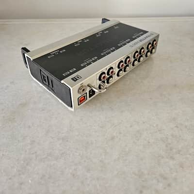 Native Instruments Traktor Audio 10 DJ Interface image 3