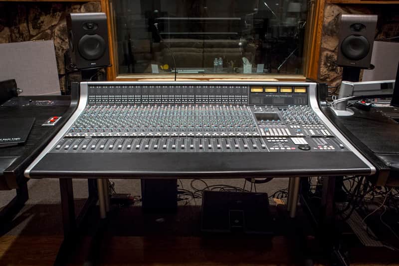 Solid State Logic AWS 900+ SE 24-Channel 8-Bus Console with DAW Control image 1
