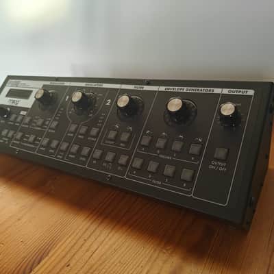 Moog Slim Phatty 2010s - Black image 2