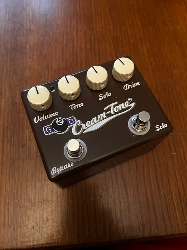 G2D Cream-Tone 2000s - Brown image 1