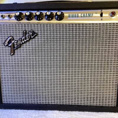 Fender Vibro Champ Tube Amp 1971 With Tremolo image 2