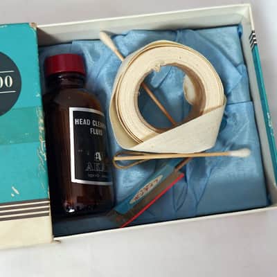 AKAI HC-500 Head Cleaner Kit Fluid, Cloth, Blade, etc. image 3