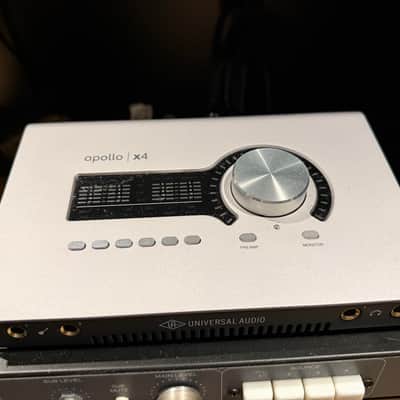 Universal Audio Apollo x4 Gen 2 Thunderbolt Audio Interface 2024 - Present - Silver image 2