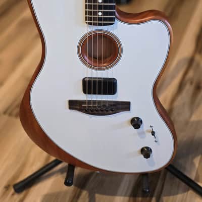Fender American Acoustasonic Jazzmaster 2021 - Present - Arctic White image 1