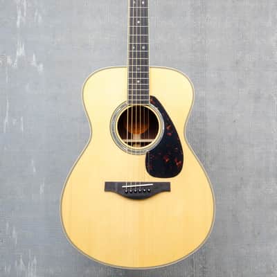 Yamaha LS16 Acoustic-Electric Concert Guitar image 3