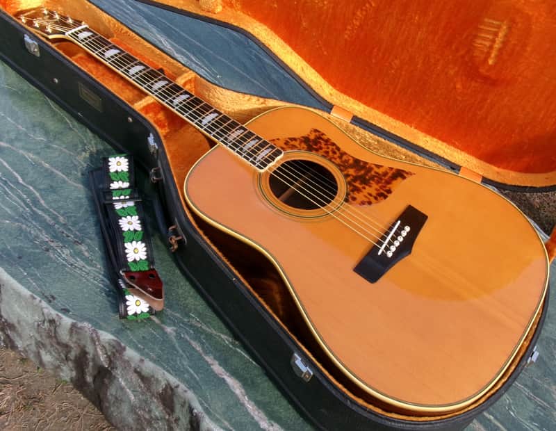 Rare "Japan Vintage" Yamaha N-700 Miyuki Nakajima (1978) + Yamaha Rocket Hard Case plus more extras image 1
