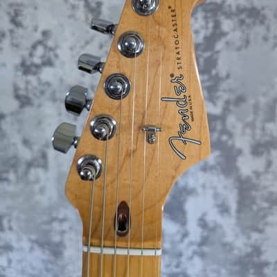 Fender American Standard Stratocaster 2012 - 3-Color Sunburst image 6