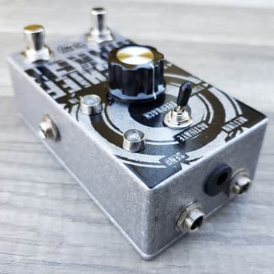 Immagine Sketchy Sounds Mischief Maker Utility Feedback Loop Guitar Pedal - 3