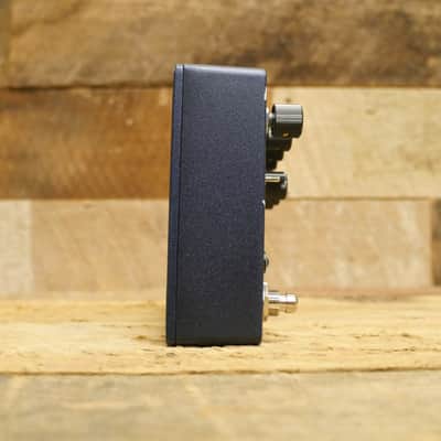 Walrus Audio Descent Reverb/Octave Machine 2018 image 9
