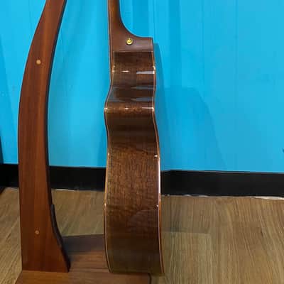Breedlove Limited Edition Walnut/Port Orford Cedar Concert Acoustic Electric 2020 Walnut Burst image 10