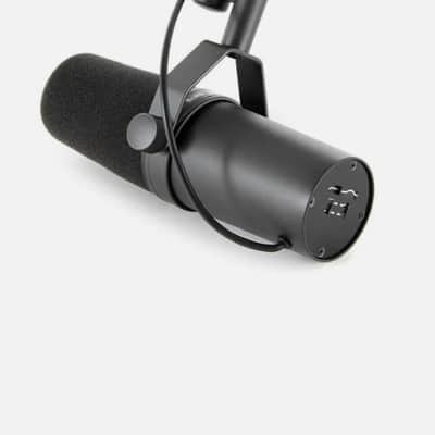 Shure SM7B Cardioid Dynamic Microphone Black image 2