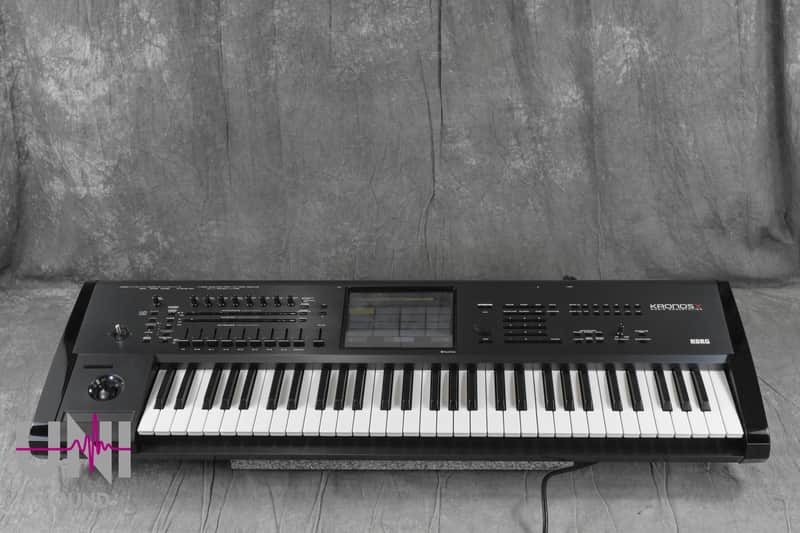 Korg Kronos X 61-Key Music Workstation Synthesizer in Very Good
