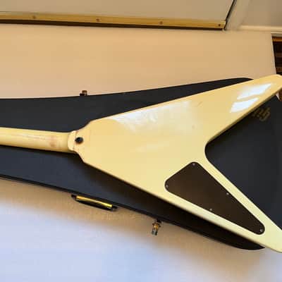 Gibson Flying V 1985 Alpine White USA Case_318 image 8