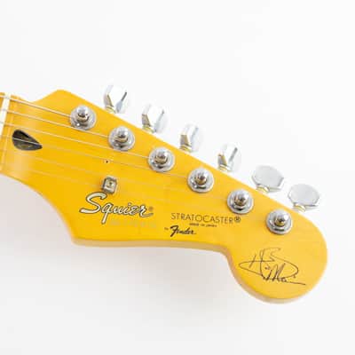Squier Hank Marvin Stratocaster 1991 Fiesta Red image 13
