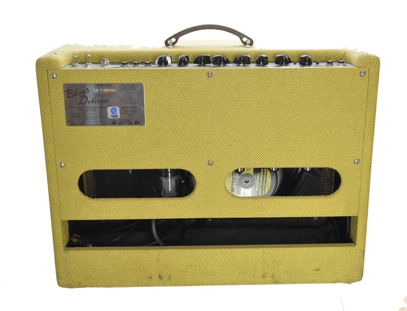 Fender Blues Deluxe 2-Channel 40-Watt 1x12" Guitar Combo 1994 - 1996 image 2