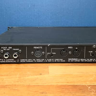 Yamaha SPX900 Professional Multi-Effect Processor - Black image 6