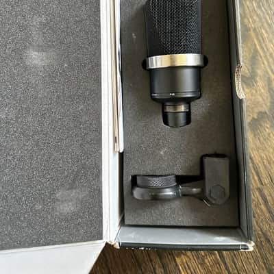 Neumann TLM 102 mt Large Diaphragm Cardioid Condenser Microphone 2009 - Present - Matte Black image 2