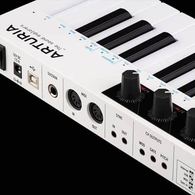 Arturia KEYSTEP37 37-Key Keyboard Controller w/ Sequencer image 7