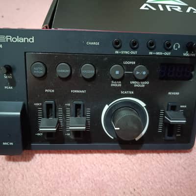Roland E-4 AIRA Compact Voice Tweaker 2022 - Present - Black image 1