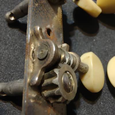 Kluson Open back 3x3 on a strip Pre 1960s - Nickel image 7