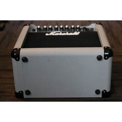 Marshall MG15DFX Silver Ltd Edition 2008 image 6