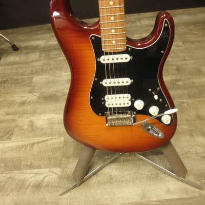 Fender Player Stratocaster HSS Plus Top - Tobacco Sunburst with Pau Ferro Fingerboard image 2