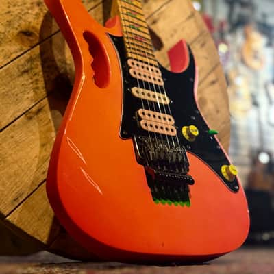 Ibanez JEM777SK 1988 - Shocking Pink image 13