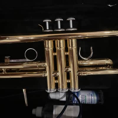 Yamaha YTR-200ADII Advantage Standard Bb Trumpet 2010s - Brass image 3
