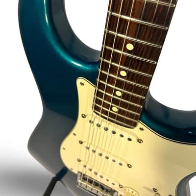 Fender American Series Stratocaster with Rosewood Fretboard 2001 - Aqua Marine Metallic image 8