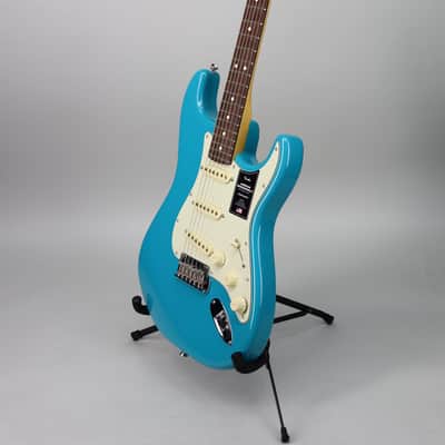 Fender American Professional II Stratocaster RW Miami Blue image 9