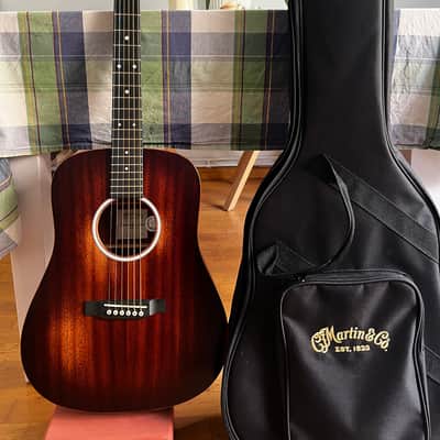 Martin D JR-10E Streetmaster Left-Handed 2021 - 2024 - Mahogany Burst image 1