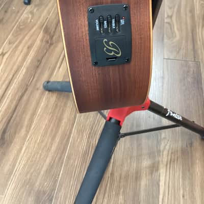 Beaver Creek Baritone Ukulele - Natural image 5